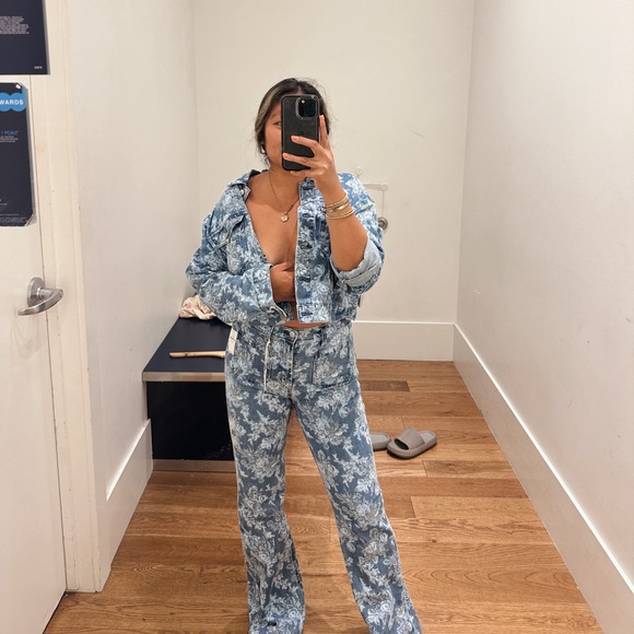 limited gap x love shack fancy denim flare jeans - Picture 3 of 3